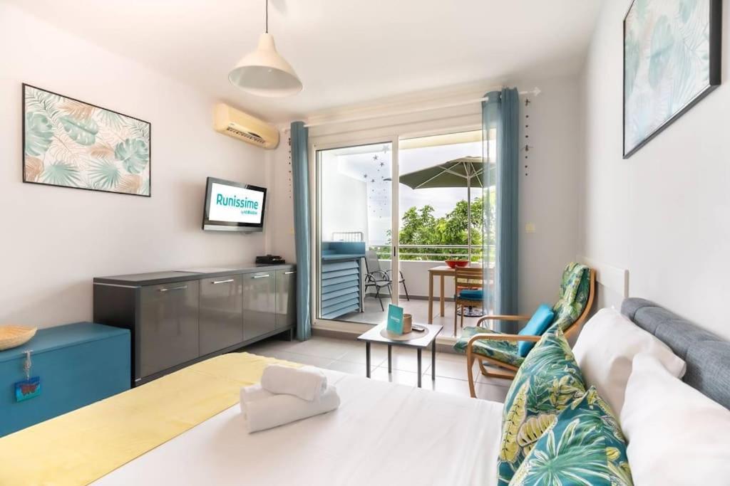 Flamboyant - Studio 2 Personnes Avec Lit De Qualite Hoteliere Separable Pour Couple Ou Amis Avec Tres Belle Terrasse A 12 Min A Pied Ou 4 Min En Voiture Du Lagon De L'Ermitage - St Gilles Les Bains La Saline Les Bains Exterior foto